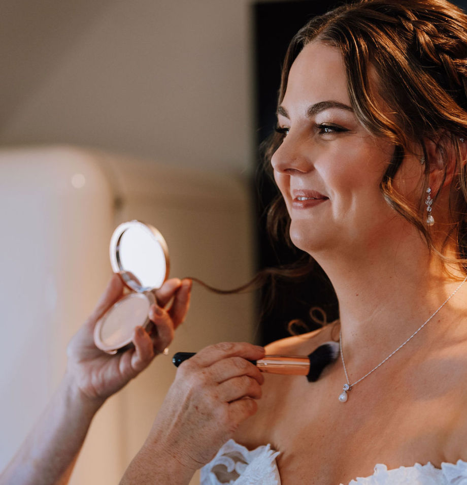 Zara - Beautiful Hair & Makeup offer a mobile hairstyling & makeup service  for weddings & events throughout Warwickshire, Worcestershire & The  Cotswolds - ABOUT US